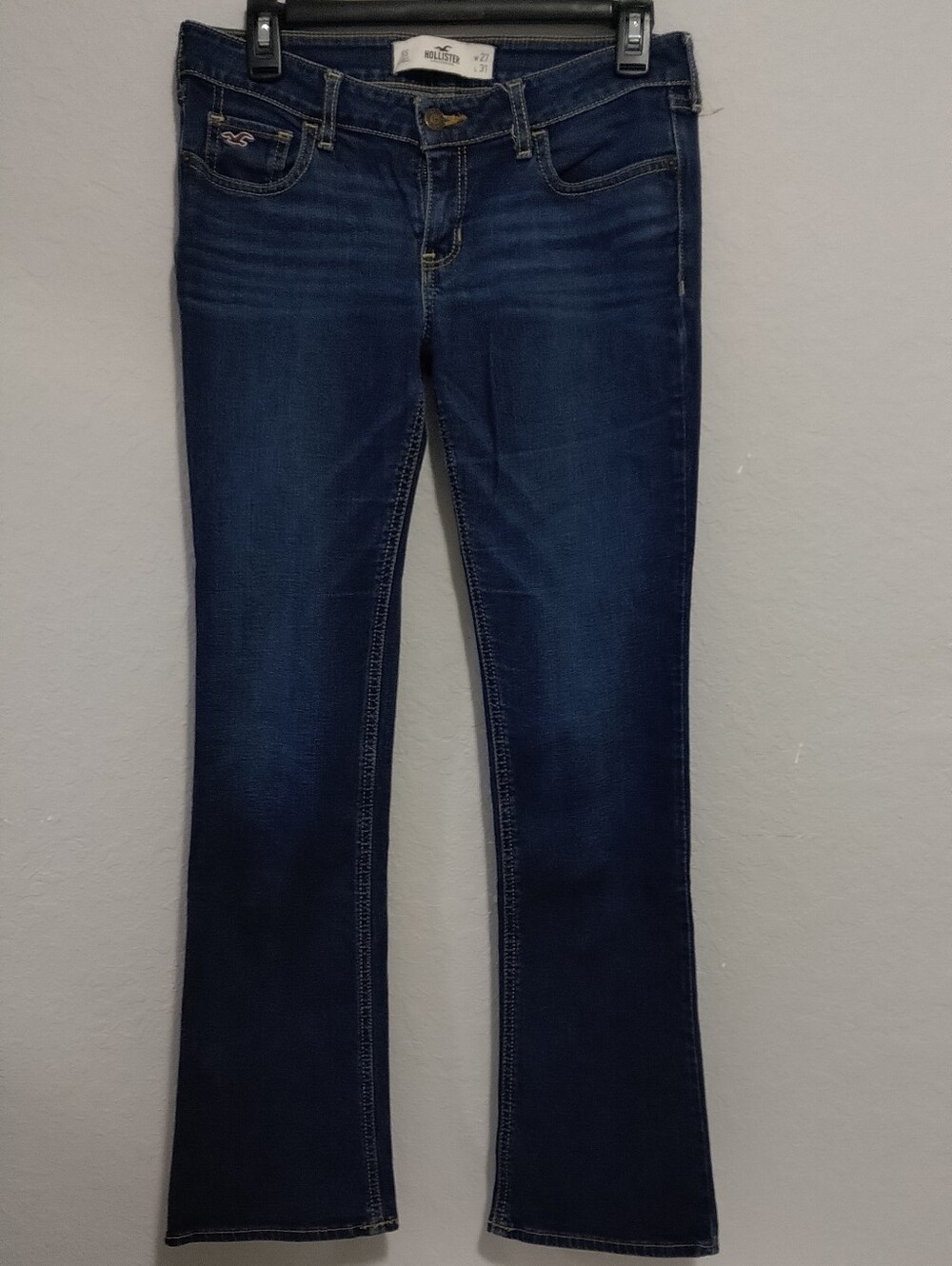 Hollister Women's Straight Jeans - Medium Blue Wash